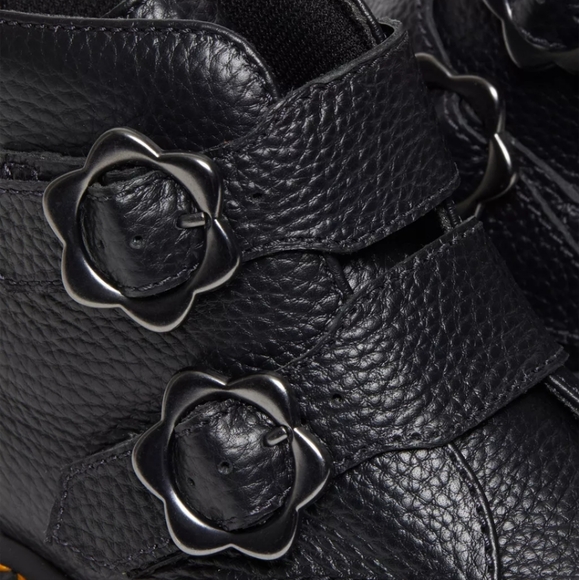 Dr. Marten's Devon size 9 New - Picture 3 of 4